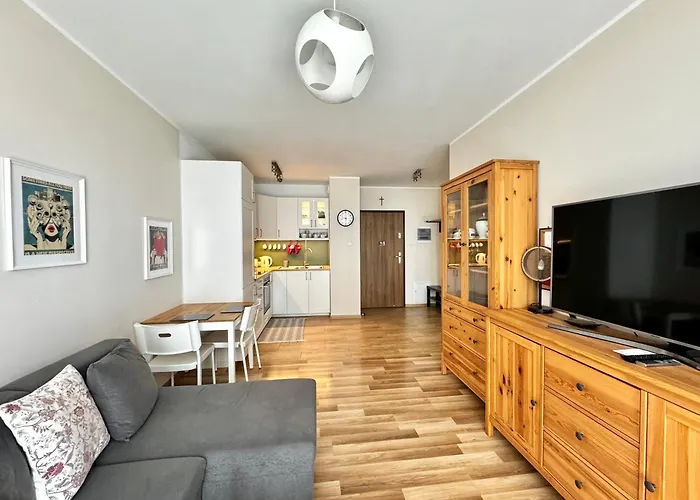Rozana Apartment With Parking